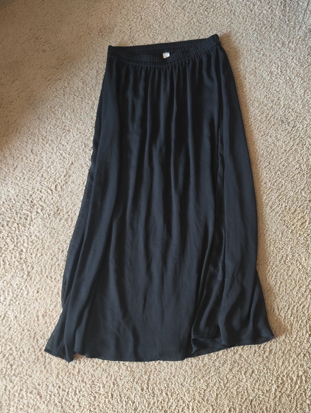 Old Navy Black Flowing Maxi Skirt - Elastic Waist